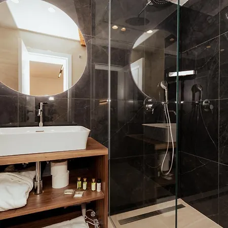 Trecento Boutique فندق مبيت وإفطار سبليت