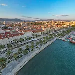 Trecento Boutique krevet i doručak