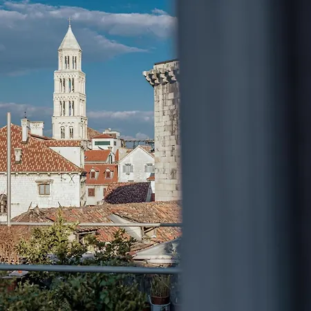 Trecento Boutique 4*